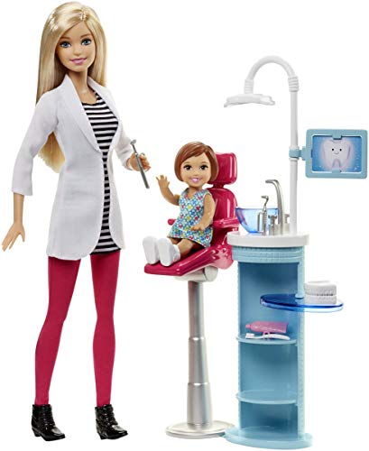 barbie careers fast cast clinic playset